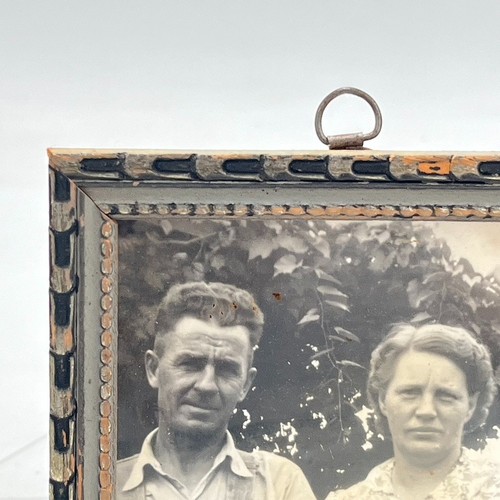 Antique Depression Era Picture Carved Wood Rustic Frame Casual Portrait Farmer - Picture 2 of 9