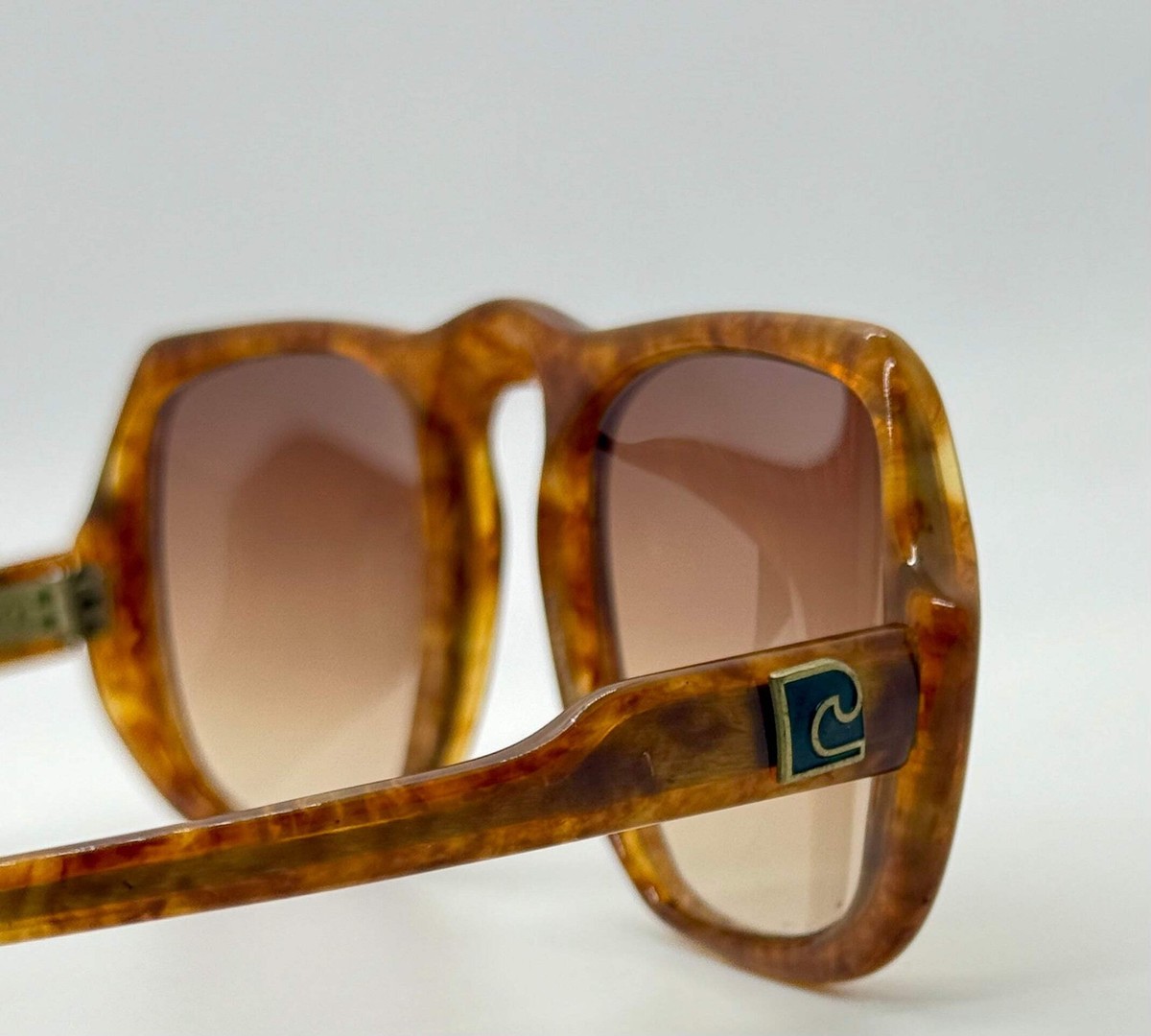 Vintage Pierre Cardin Sunglasses Laurent 70025 Pierre Cardin Plastic Original Vintage Sunglasses for sale  main image 4