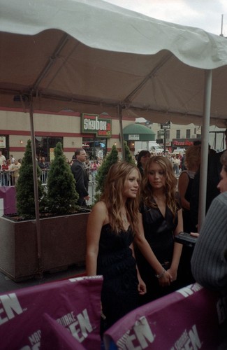 mary kate ashley olsen brand