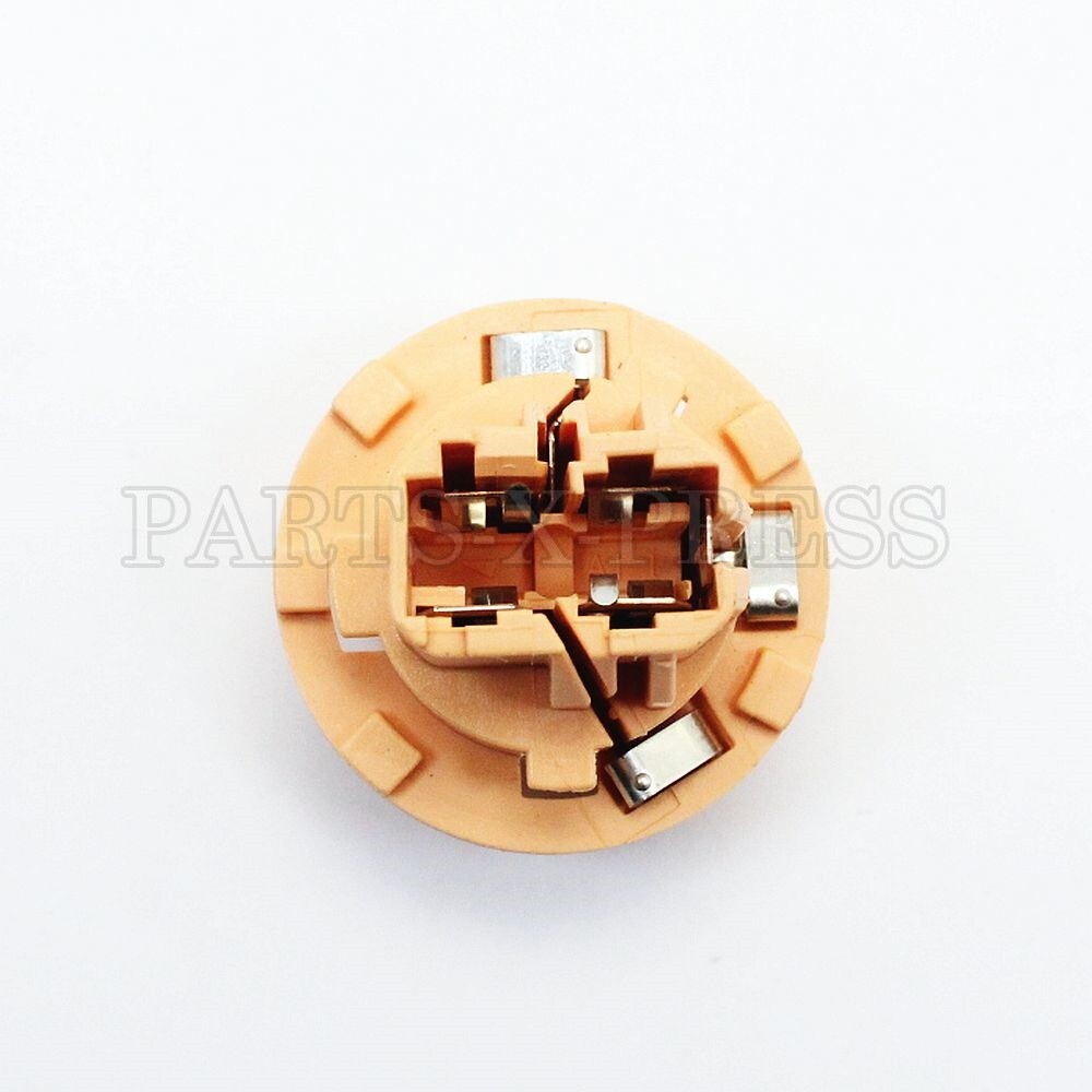 NEW GENUINE OEM TOYOTA LEXUS GX470 0309 TAIL LIGHT LAMP REAR SOCKET