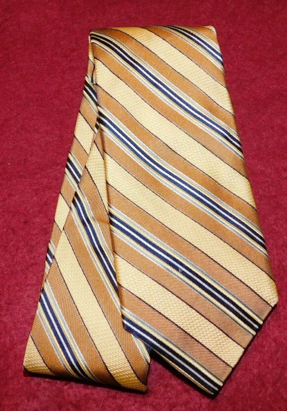 JOHN W. NORDSTROM MADE IN U.S.A. YELLOW/BEIGE/BLUE STRIPED TIE - DESIGNER TIES. - Image 2 of 4