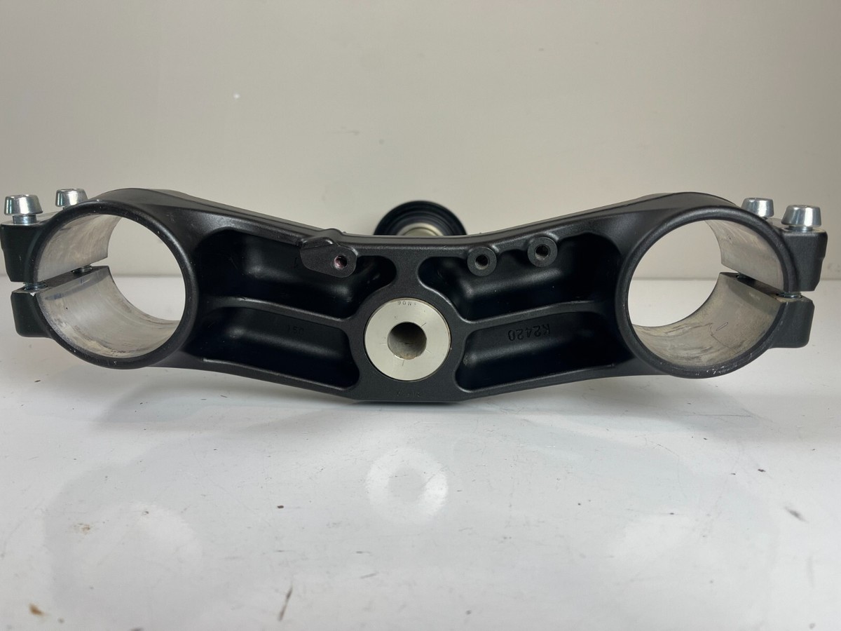 Ree様 44037-098 Genuine Kawasaki Steering Stem Lower Triple Clamp