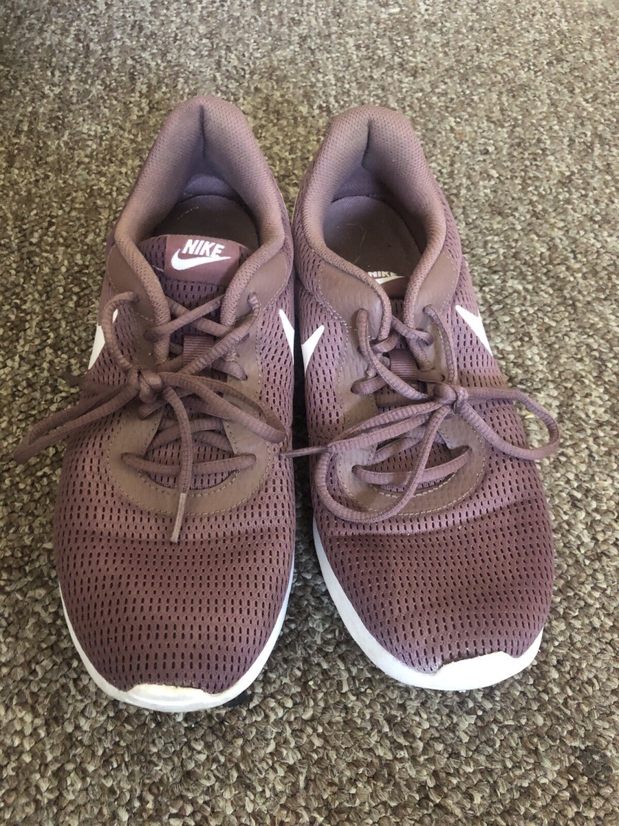 nike tanjun mauve
