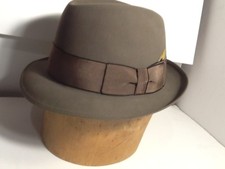 Vintage Stetson Fedora Hat Stetson Royal Deluxe Size 7-1/8 slightly larger