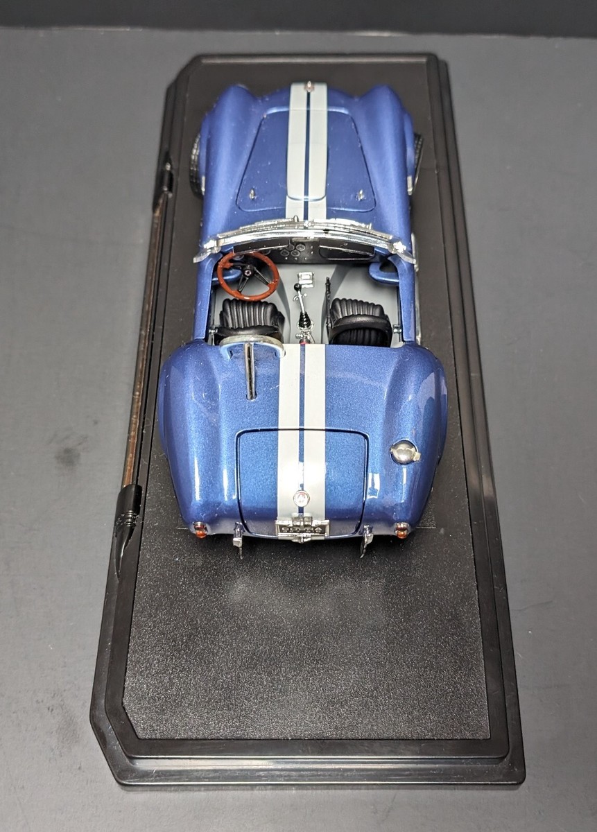 SHELBY COBRA 427S/C (1964) 1/18 サイズ 92058-BLU-2.jpg?v-cache=1658475181