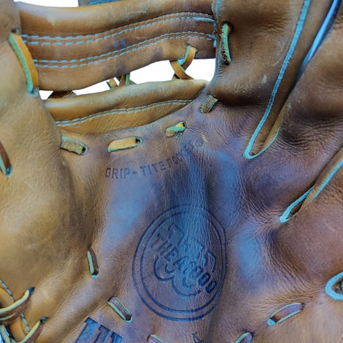 Vintage Wilson The A1000 Baseball Glove Mitt Made in USA Grip Tite Pocket 11inch - Picture 8 of 11