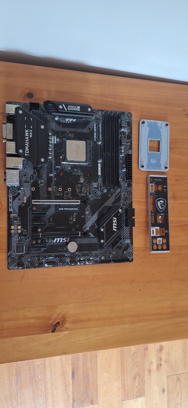 Ryzen 5 1600 CPU And B450 Tomahawk Max Motherboard Combo