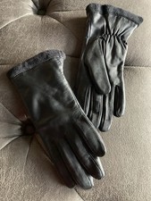 Black Genuine Leather women  s Gloves Size Small With Faux Fur Lining Elegant Fit