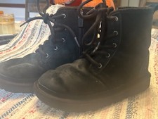 Ugg Neumel kids boots size 1 USA