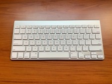 Bluetooth Apple Wireless Keyboard A1314 MC184...