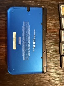 NINTENDO 3DS HANDHELD VIDEO GAME CONSOLE BLUE W/ 17 games and Mario case