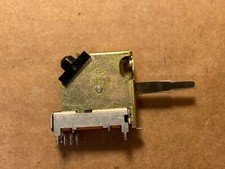 YAMAHA CA-810 INTERRUTTORE A LEVA per filtro alto o modalità stereo/mono (quantità)