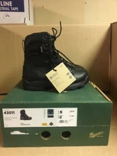 Danner Men's Striker Torrent Side-Zip  size 5 Style #43011