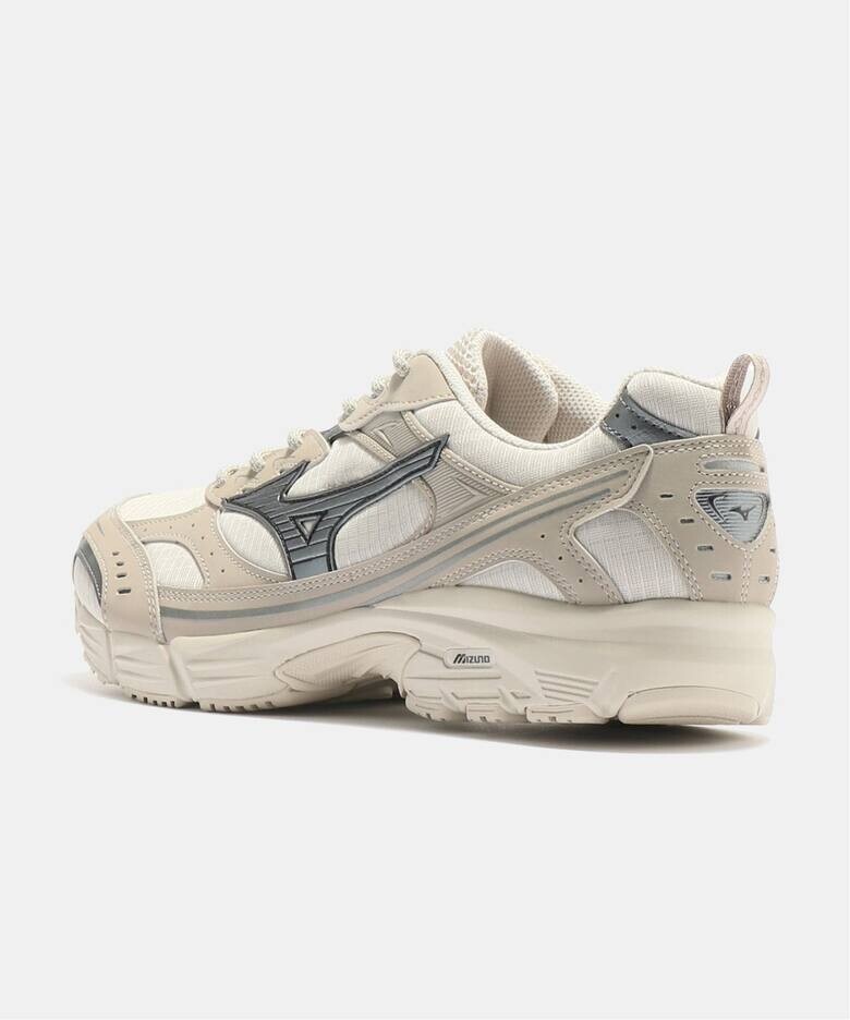 Mizuno MXR Beige Sneakers D1GA246802 Men's Size | eBay