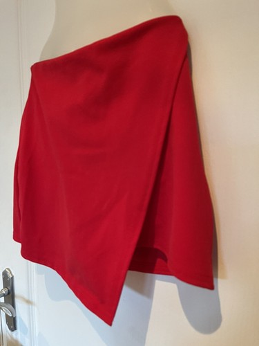 Missguided Red Short - Skirt Short - Size 6 - Picture 2 of 4