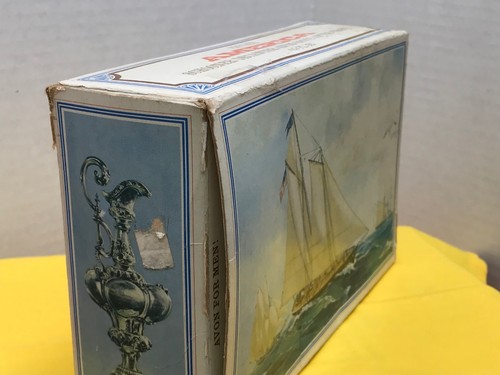 Boat Lovers AMERICAN SCHOONER AVON 1972 Blue Glass Fathers Day Gift Lovely - Picture 5 of 9