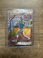 2021 Panini VIP Julio Rodriguez Rookie Snakeskin SSP Prizm Holo Mariners