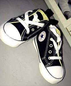 infant size 1 converse