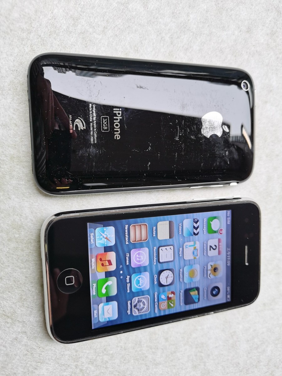 Original Apple iPhone 3nd 3GS - 8/16/32GB - Black /white (Unlocked