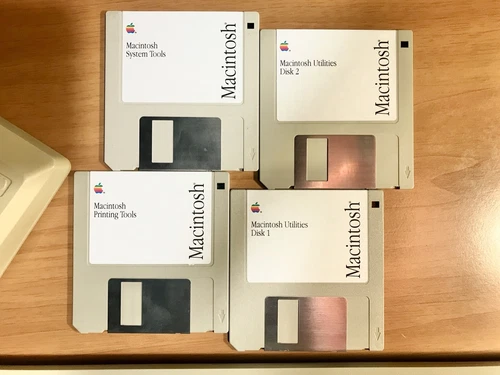 Kit 4 Floppy System 6.0.8 per Macintosh Plus, SE, 512Ke e Classic in Inglese