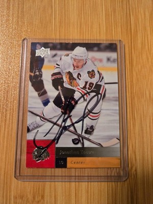 Jonathan Toews - 2009-10 Hockey Series 1 - Upper Deck Autograph Card