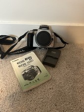 Canon EOS Digital Rebel XT / EOS 350D 8.0MP Digital SLR Camera Turns On