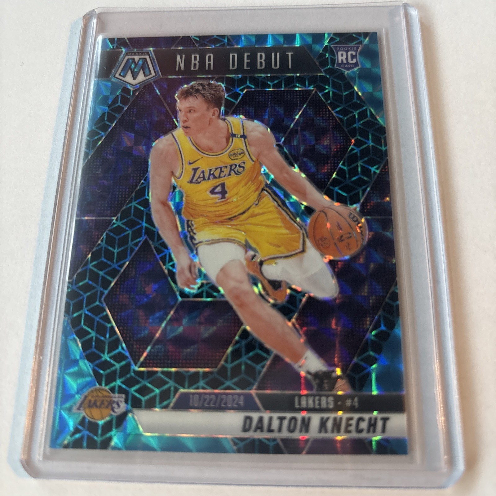 DALTON KNECHT 2024-25 MOSAIC NBA ROOKIE DEBUT SPECTRIS BLUE FOTL RC /25 Rare 🔥