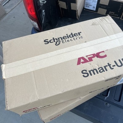 APC SMART SCL500RM1UC UPS Li-Ion Short Depth 500 VA 120 V with SmartConnect *NEW