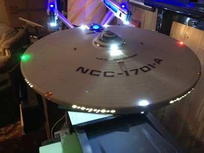 POLOR LIGHTS BUILT STAR TREK ENTERPRISE 350 SCALE REFIT FULL LIGHTS SOUND