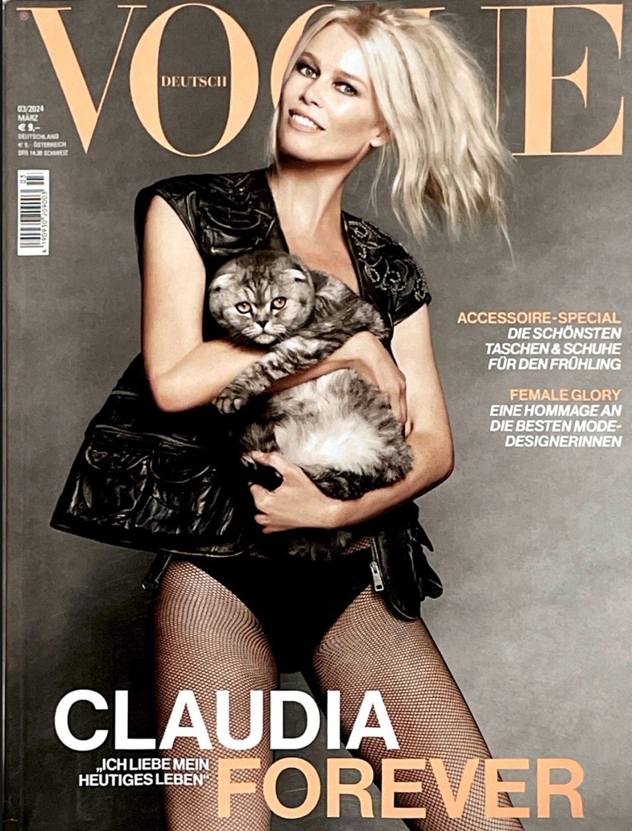 女性情報誌 Vogue Deutsch March 2024 ClaudiaSchiffer CLAUDIA SCHIFFER Vogue Magazine Germany March 2024 by LUIGI