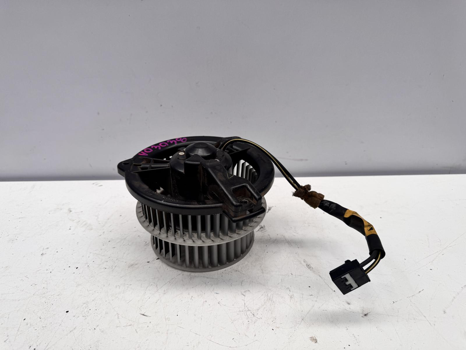 Toyota Prius Heater Fan Motor NHW20 10/2003-05/2009