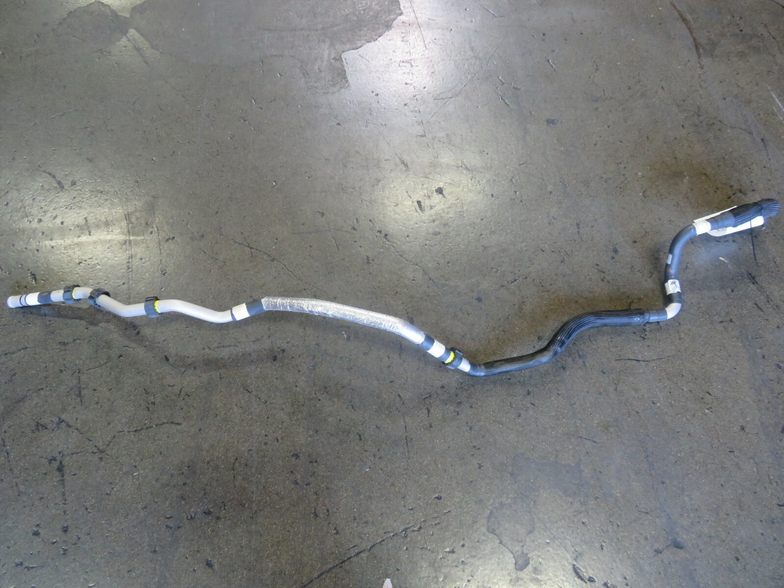 Ferrari California T, Transmission Gearbox Coolant Hose, Used, P/N 288421