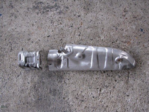 BMW 3er E90 E91 LCI 325d 330d N57D30A Hitzeschild Abgaskrümmer 7801644 7801645