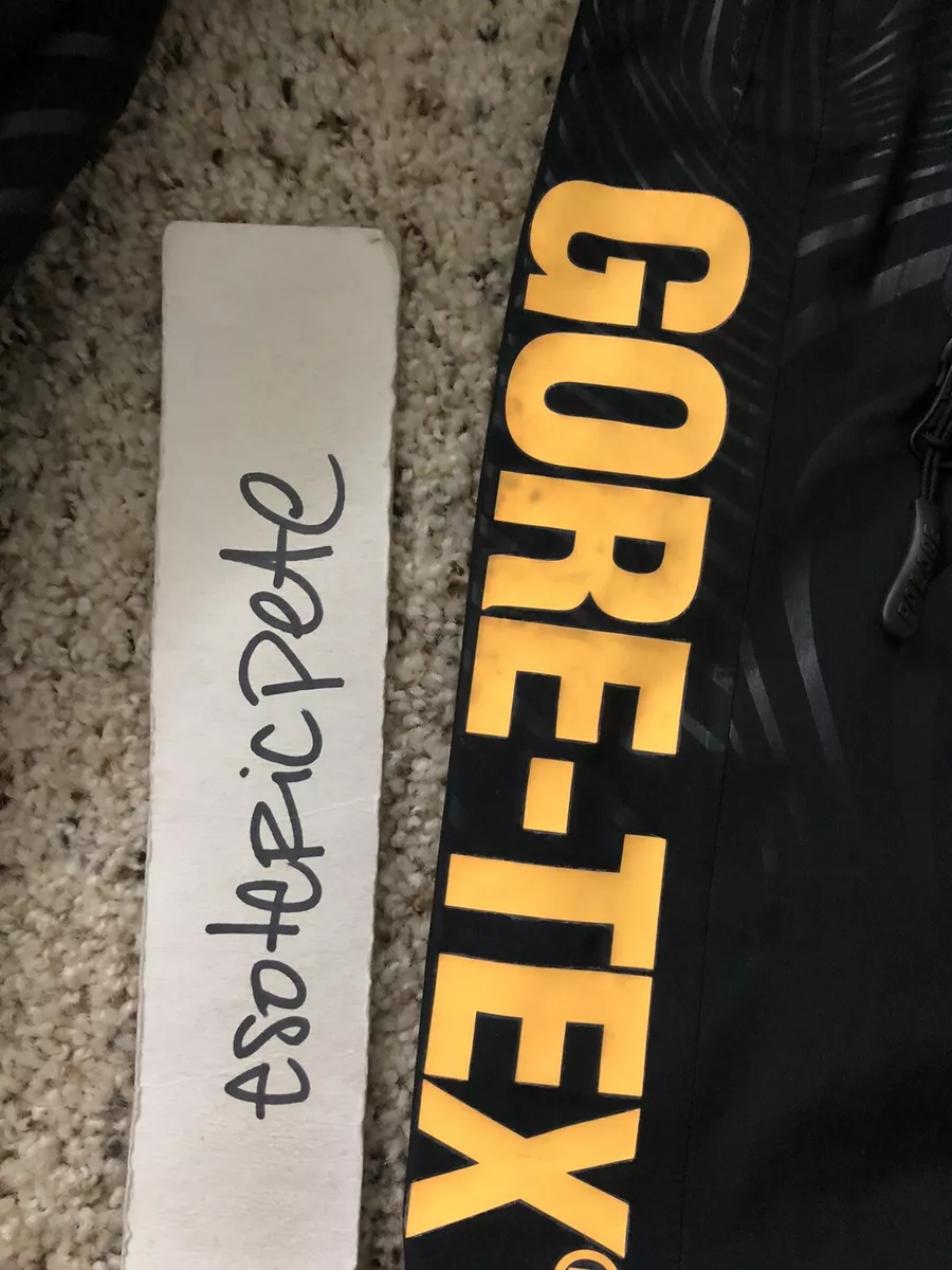 LARGE PALACE SKATEBOARDS GORE TEX VORTEX PACLITE JACKET BLACK