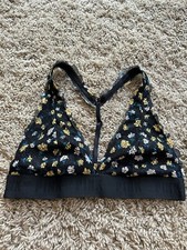 VICTORIA'S SECRET size S BRALETTE Bra BLACK Floral LACE PRETTY  H25