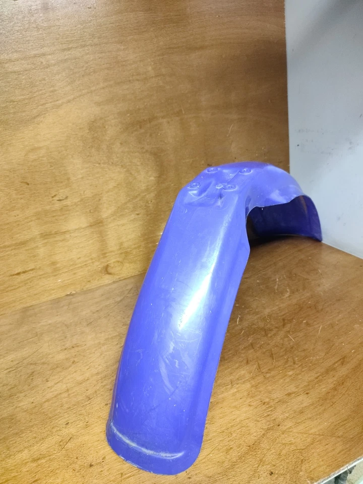 Carénage garde boue avant YAMAHA IT 125 175 200 250 490 Ref 3R9-21511-10 BLUE - Photo 2/4