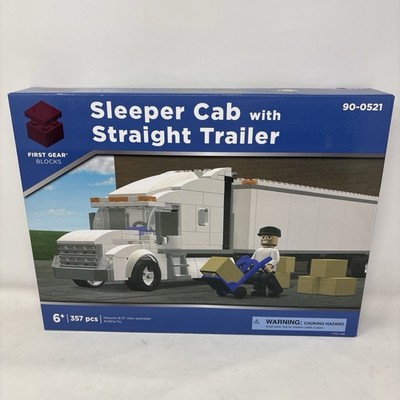 FIRST GEAR BLOCKS Sleeper Cab w/ Straight Trailer Building Blocks Sealed Packs