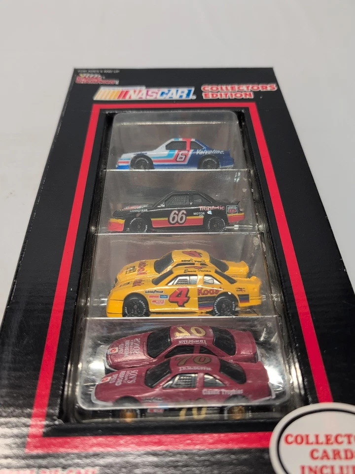 Racing Champions 1991 Edición Coleccionista Paquete de 4 Escala 1/64 con Tarjetas de Coleccionista Foto 2 de 4