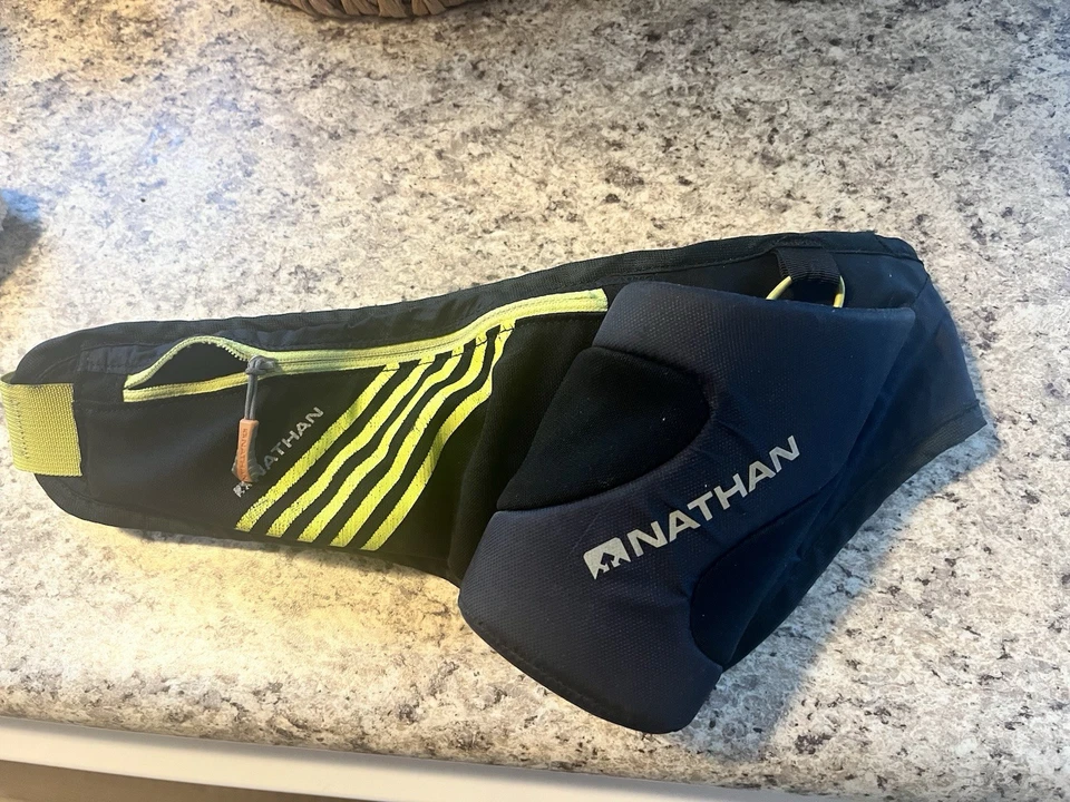 Cinturón de running y portátil Nathan Foto 4 de 4