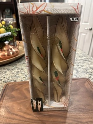 NIB Robert Alan Candle Co Swirl Feather Taper Set Holly Ivory Gold Trim 12 