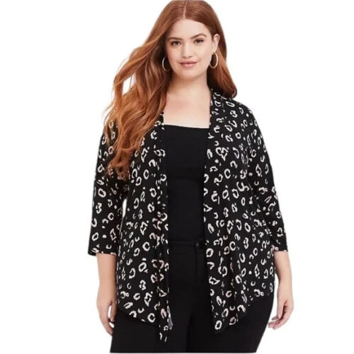 Haut torrid femme taille 2X ouvert devant noir imprimé animal stretch manches 3/4 - Photo 2 sur 10