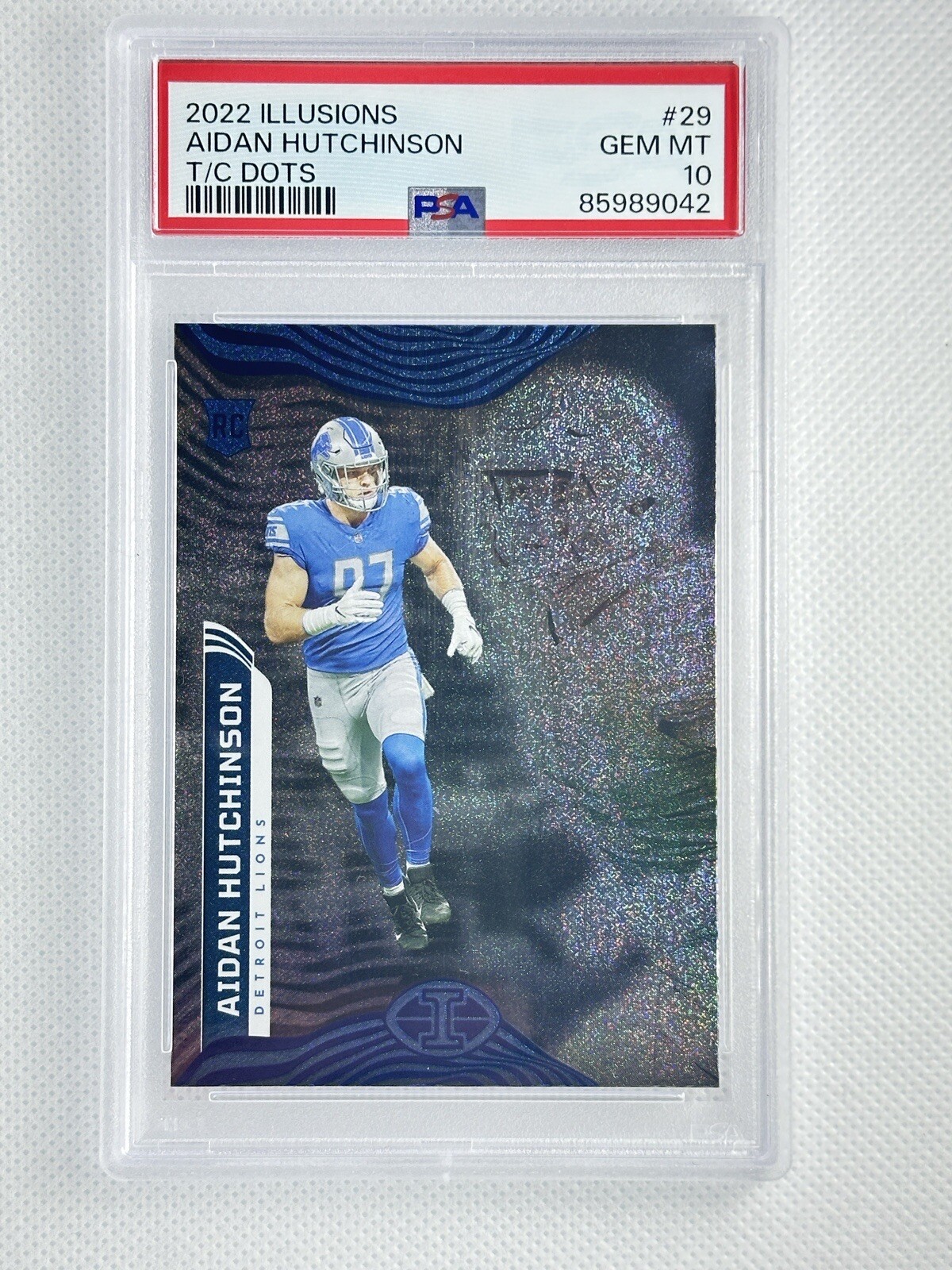 Aidan Hutchinson Panini Illusions #29 Trophy Collection Dot