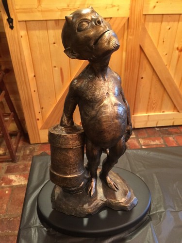 Sideshow HELLBOY HELLBABY Faux Bronze Statue Maquette Mike Mignola NEW! #118/500 - Picture 5 of 17