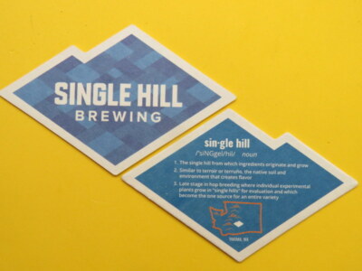 2 Bier Untersetzer ~ Einzel Hill Gär Co ~ Yakima, Washington ~ Native Boden Hops