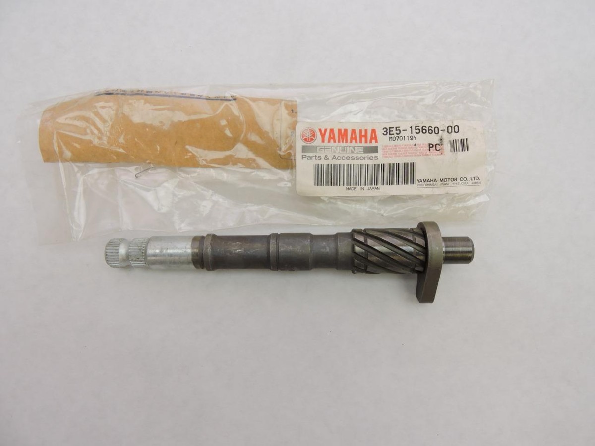 3E5-15660-00 NOS Yamaha Kick Axle Assembly BW80 PW80 Zinger