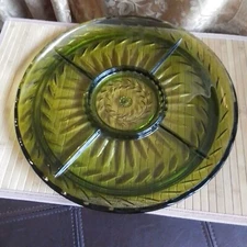 Indiana Green Glass Leaf Pattern Divided Relish Vegetable Serving Platter 13.5"