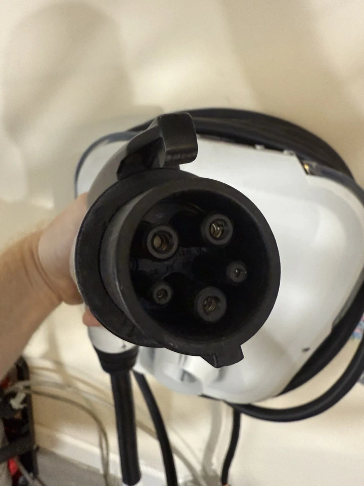 Estação de carregamento Siemens Versicharge VG2 EV nível 2 240v EVSE - Imagem 3 de 4