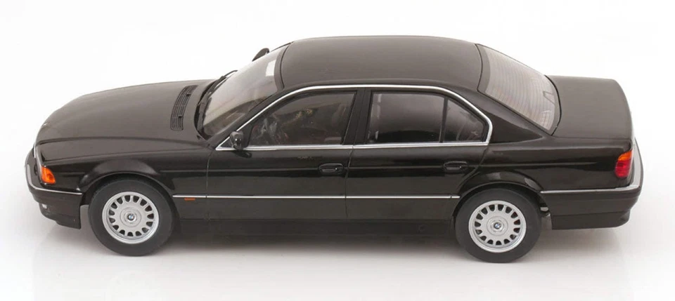 1:18 KK SCALE 1994 BMW 740i E38 7-series Black Metallic Diecast KKDC180366 - Image 3 of 4