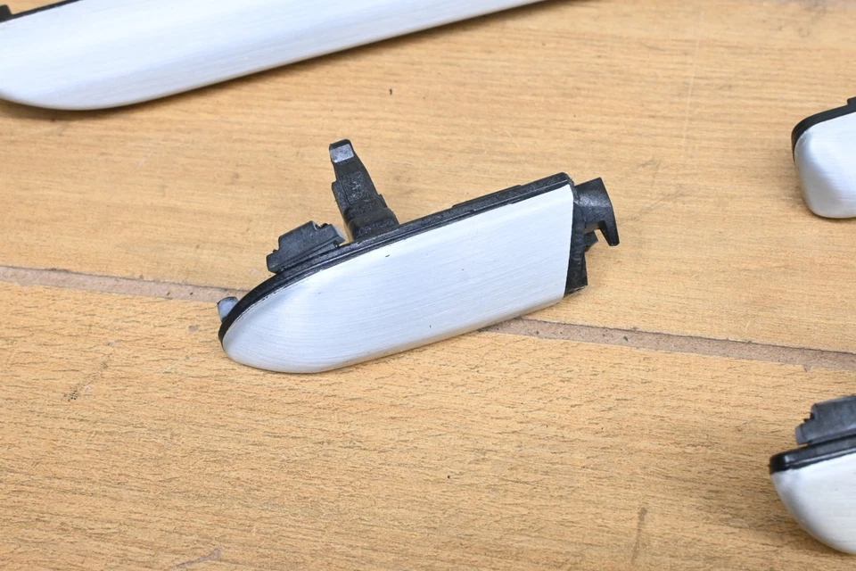 15-20 奥迪 8V A3 S3 RS3 内门仪表板银色铝装饰套装 S 系列原始设备制造商 — 第 2/4 张图片