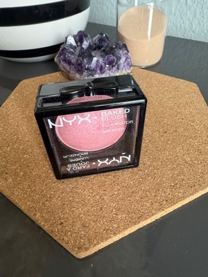 NYX Baked Blush Farbe: BBL10 Ladylike (neu), 6,5g rosa mit Schimmer